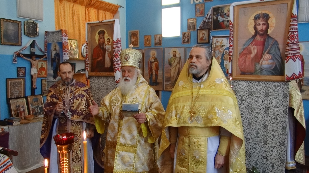 Зображення до публікації: 29 січня. Літургію у Богоявленський громаді АПЦвУ очолив митрополит Стефан(Негребецький)