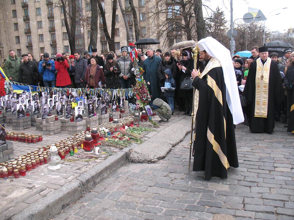 Зображення до публікації: Священики Київської громади взяли участь у Хресній ході за мир в Україні