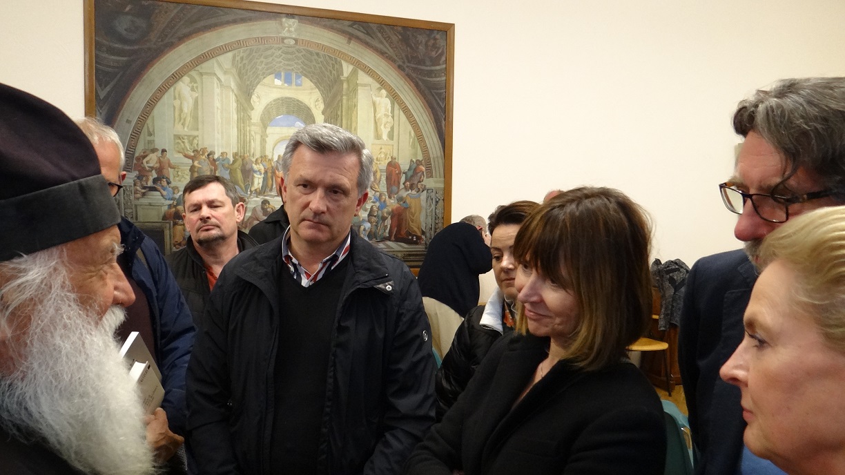 Зображення до публікації: Митрополит Стефан прийняв участь у дискусії «Церква на сторінках паризької “Культури” в 1946–2000 роках»